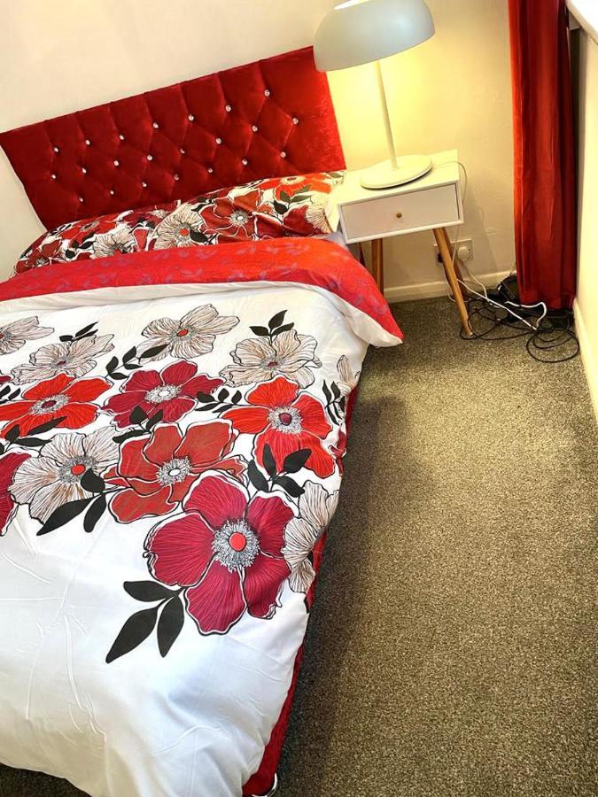 Lovely And Affordable House Closer To The Sea Hartlepool Bagian luar foto
